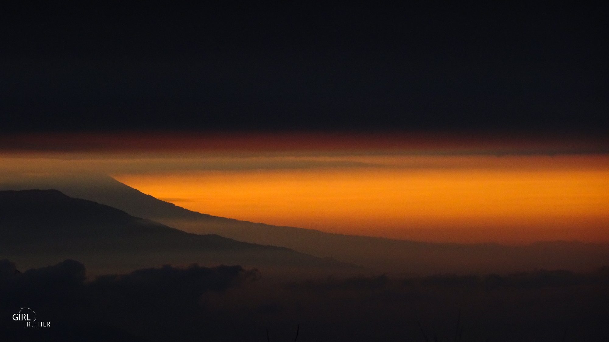 Lever de soleil au Volcan Bromo sur l'île de Java en Indonésie