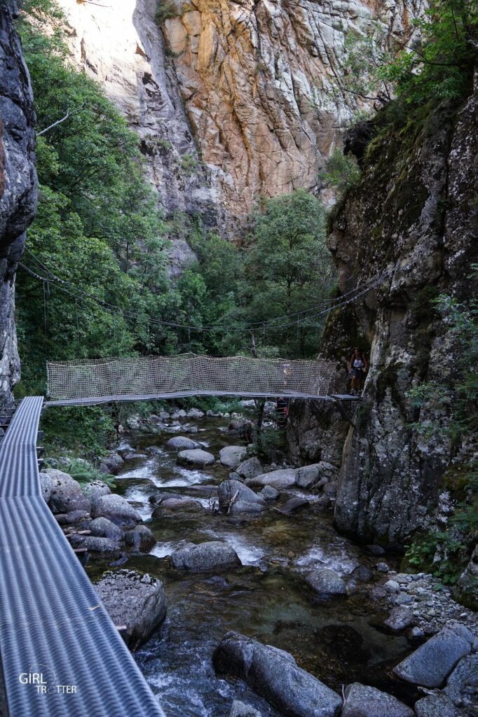 Passerelles dans les Gorges de la Carança Pyrénées Orientales