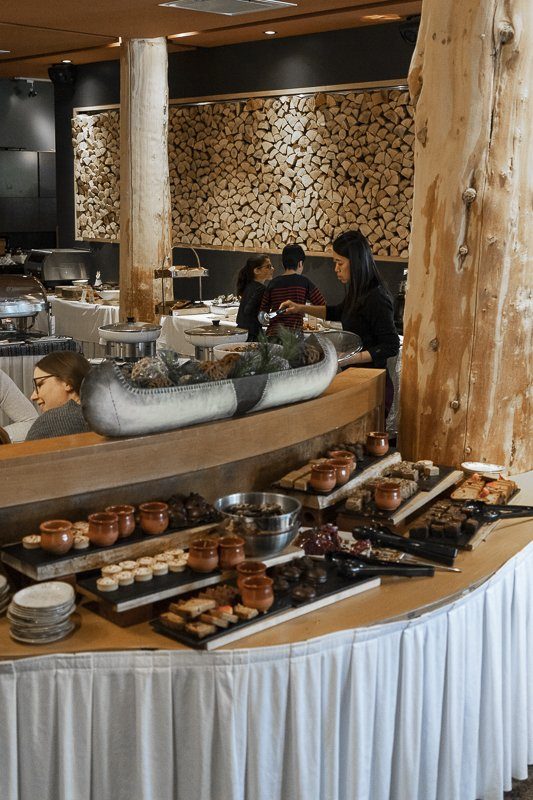 Brunch à La Traite restaurant de l'Hôtel-Musée Premières Nations à Wendake Québec