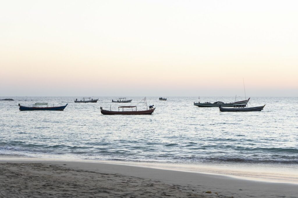 Coucher de soleil sur Ngapali Beach au Myanmar Birmanie