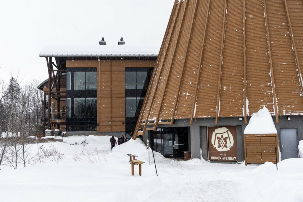 Hôtel-Musée Premières Nations à Wendake Québec
