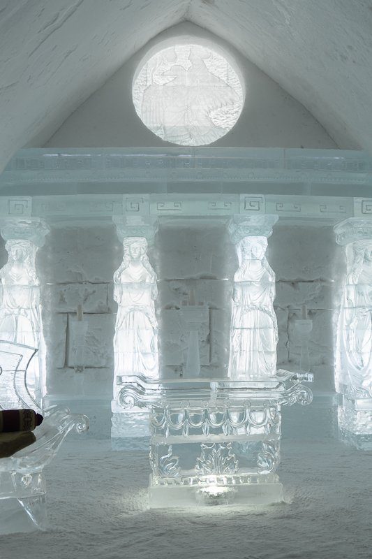 Se marier dans la chapelle de l’Hôtel de glace de Québec en hiver