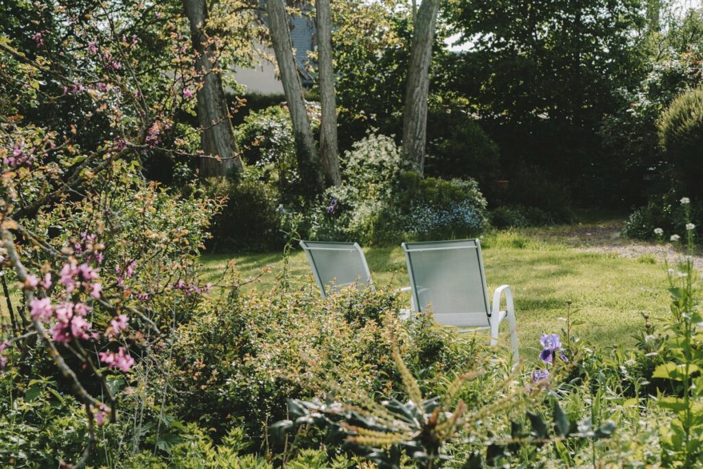 Jardin du Gite La Maison dans la Prairie à Bernot, hébergement weekend campagne dans l'Aisne - Tourisme Picardie Hauts-de-France