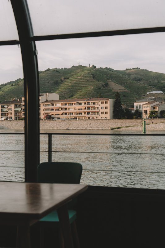 Restaurant péniche Slow food café à Tournon-sur-Rhone en Ardèche