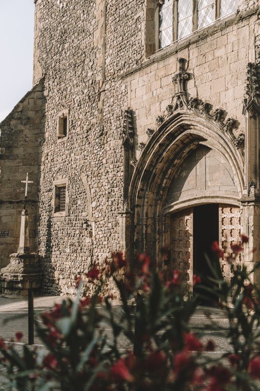 Tournon-sur-Rhone vieille ville médiéval en Ardèche