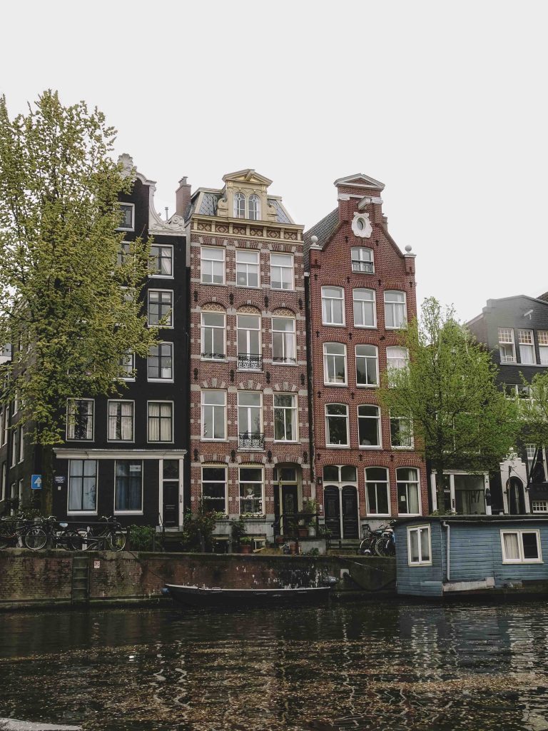 visiter amsterdam depuis les canaux girltrotter, le blog des filles qui voyagent3