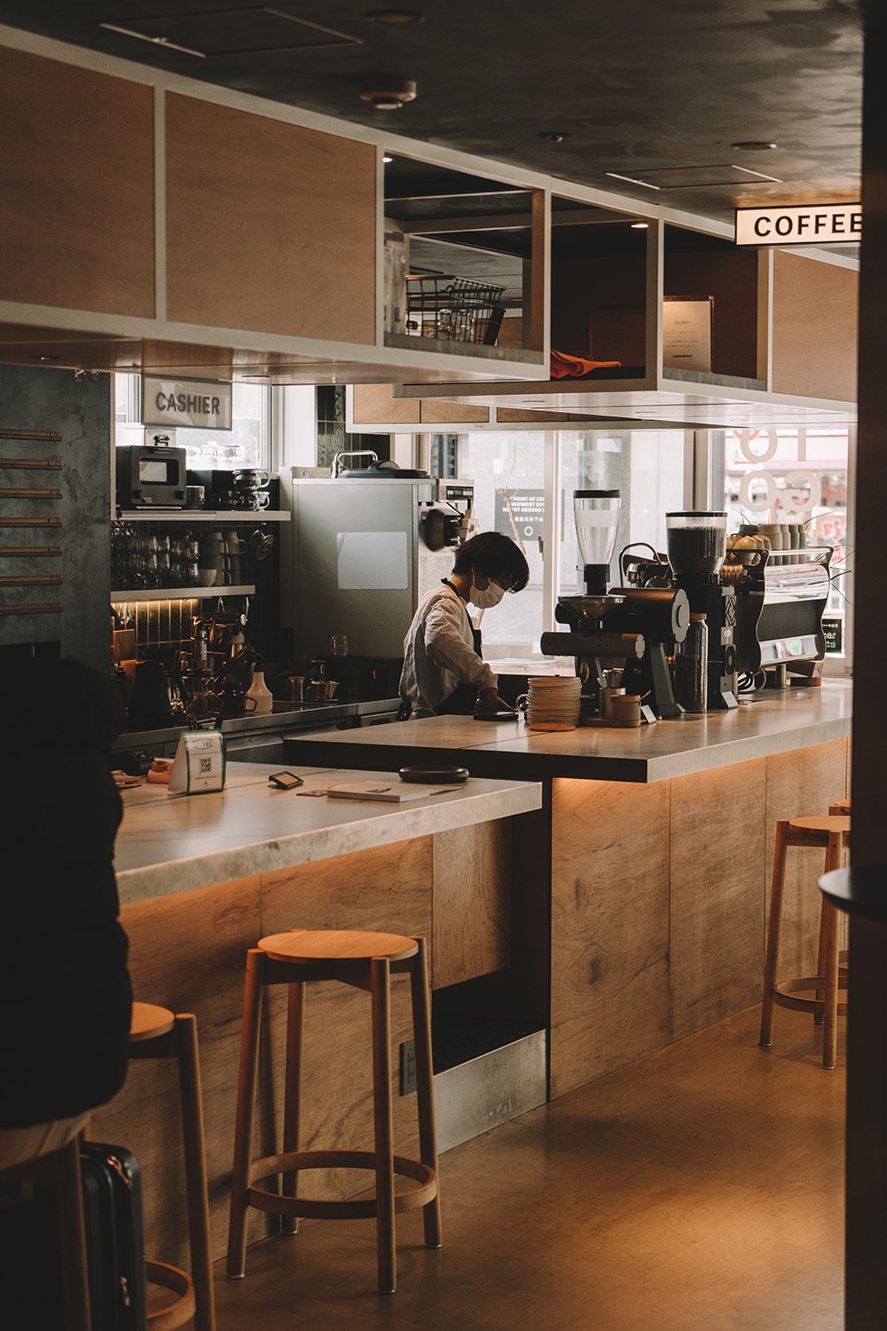 Travailler dans des cafés et coworkings à Tokyo pour les digital nomades -Landabout Hotel Café Asakusa